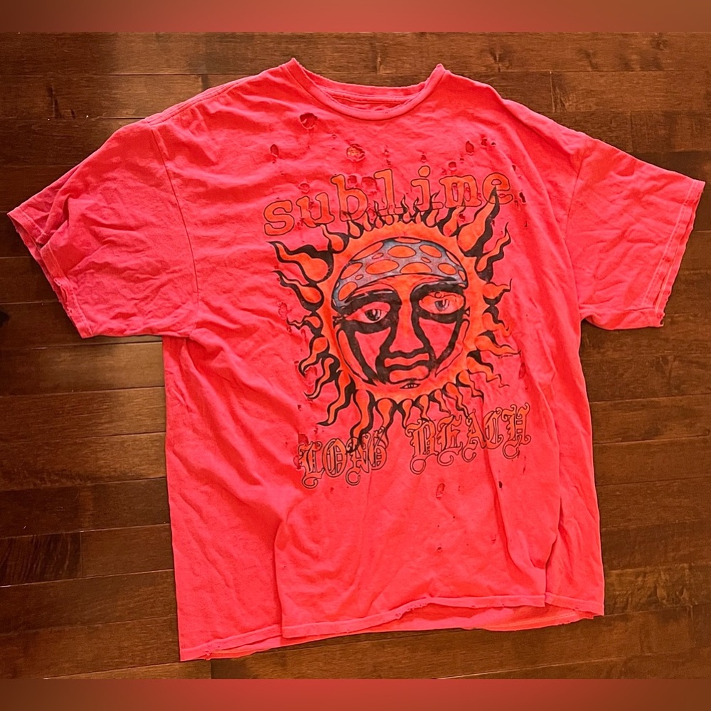Small/Medium Urban Outfitters Sublime T-Shirt Distressed Oversized